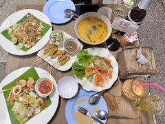 -Kat's Kitchen
