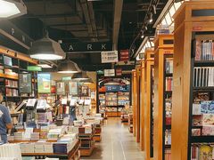 -西西弗书店&矢量咖啡(凯德晶萃广场店)