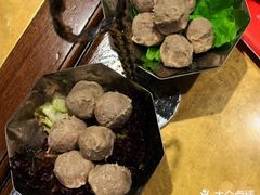 -左庭右院鲜牛肉火锅(金山万达店)