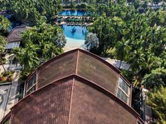 -三亚湾海居雅高铂尔曼度假酒店