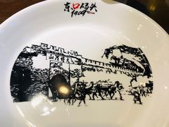 -东口码头·烧鸽子·鱼头泡饼·地方菜(金鹰悦城店)