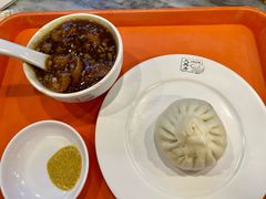 肉末芽菜包子-天兴居(鲜鱼口街店)