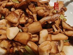 -锦绣金山人家(友谊店)
