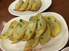 -小姜锅贴(凤凰街店)