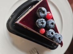 -梁鸿湿地丽笙度假酒店大堂吧