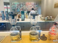 -星巴克臻选(深圳龙华红山天虹店)