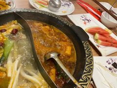 -小渝公重庆卤味火锅(临沂店)