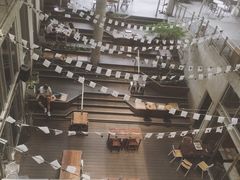 -ROAST coffee & eatery