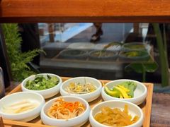 -银米·云南传统过桥米线(双廊黑金冠店)