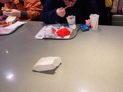 -麦当劳(汉口火车站候车室店)