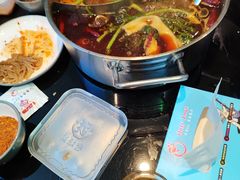 -唯爱KTV聚会餐厅(仙林东城汇店)