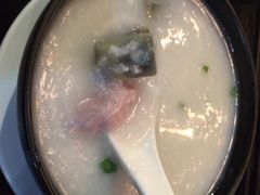 皮蛋瘦肉粥-来龙里 精致 东南亚餐室(万象城店)