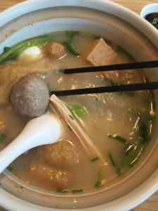 七宝海鲜麻辣烫(7 bowl)-"下雨天的中午去的,因为上班不知道吃什么午.