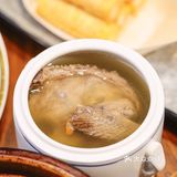 周末被顺德土著按头安利的啫啫煲！锅巴绝了！