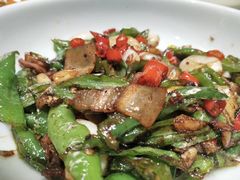 小炒肉-湘君私厨.16年湘菜店(金匙望湖店)