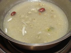 -喃喃椰·糟粕醋·椰子鸡火锅(七堡花园店)