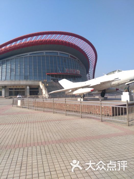聊城市体育场图片 - 第4张