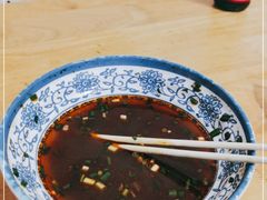 -魏旺湖北正宗牛肉面(硚口公园店)