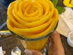 -莓园冰淇淋店