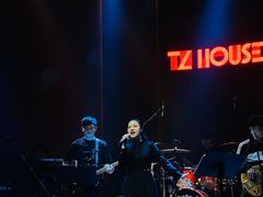 -TZ House音乐现场(来福士中心店)