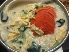 -香山湖家家宴(中山陵店)