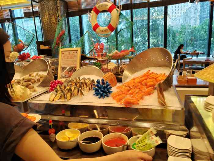 广州w酒店·标帜自助餐厅-"第一次去w酒店,性价比还是挺高的,刺身尤.