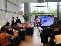 -奔驰上海利星(七宝店)