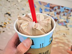 巧克力扁桃仁-DQ·蛋糕·冰淇淋(昌平国泰店)
