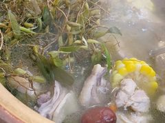 石橄榄炖鸡-洪大厨鸡煲(福田店)