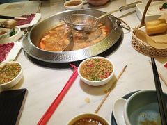 -左庭右院鲜牛肉火锅(浦江欢乐颂店)