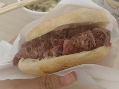 -闫家驴肉老店(华电一校店)