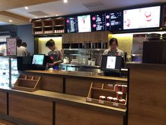 -85度C(生甜甜圈研究工坊·上海松江人民北路店)