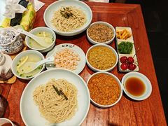 -裕兴记•蟹黄面馆(人民广场店)