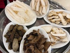 -太婆天府山珍酒楼(亚运村店)