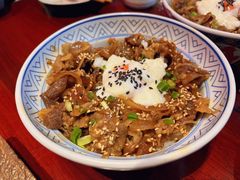温泉蛋牛肉盖饭-白石の深夜食堂(宝龙店)