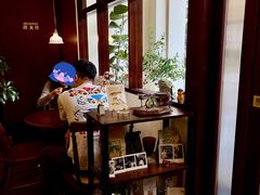 -Café Monson