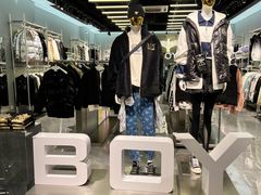 -BOY LONDON(上海佛罗伦萨小镇店)