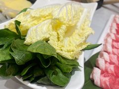 -呷哺呷哺(世贸.工三店)