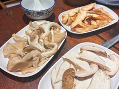 -老熊家·野生菌·生态农场餐厅