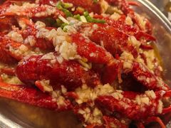 -巴厘龙虾·榜首油焖大虾(音乐学院·沿江酒馆店)