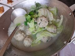 香菜丸子-闻道食府烙饼卷带鱼(原车耳营店原大觉寺店)