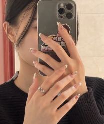 -初心纹眉洗眉·美睫专业店