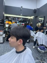 -藤野造型专业烫染接发