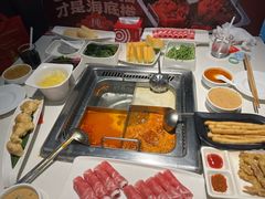 -海底捞火锅(锦艺城店)