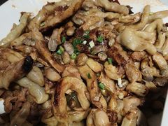 -靠山屯东北农家菜(八龙桥雅苑店)