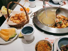 -左庭右院鲜牛肉火锅(环球港店)