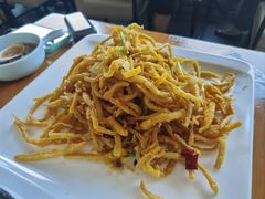 -莲餐厅·湖北菜·潜江小龙虾店(愚园路店)