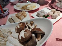 -行家海鲜火锅酒家(静安寺店)