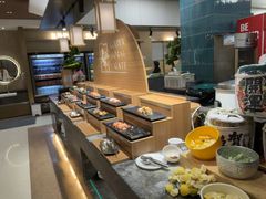 -金马门国际美食百汇(珞喻路店)