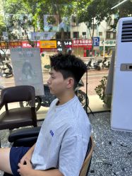 -藤野造型专业烫染接发